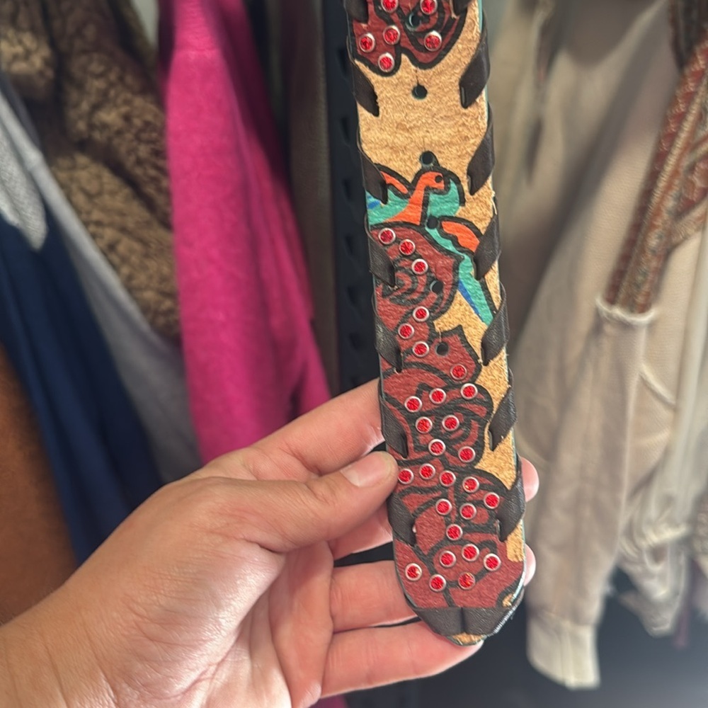 Ariat Floral Embossed Belt with Silver Buckle - Picture 4 of 5